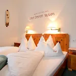 Fruehstueckspension Seerose Weissensee