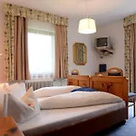 Bed & Breakfast Fruehstueckspension Seerose 3*