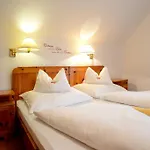 Fruehstueckspension Seerose Weissensee