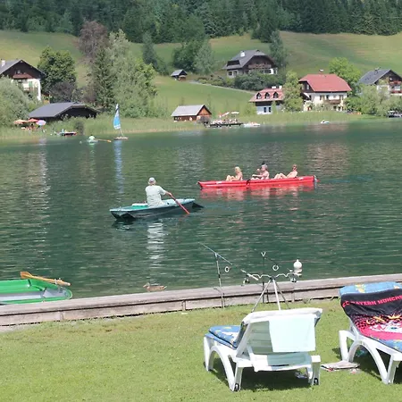 Panzió Fruehstueckspension Seerose Weissensee