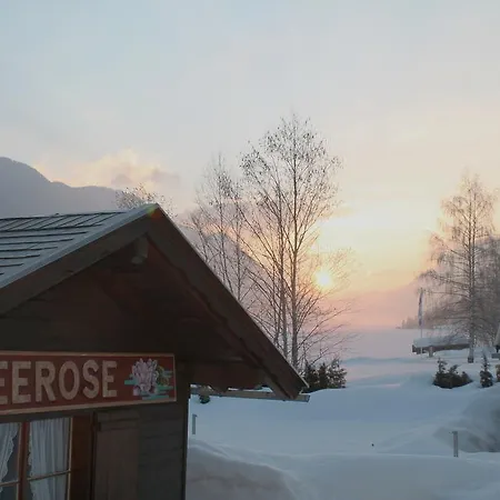Fruehstueckspension Seerose Couette-café Weissensee